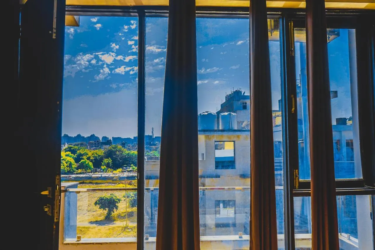 Hotel Habitat 구르가온
